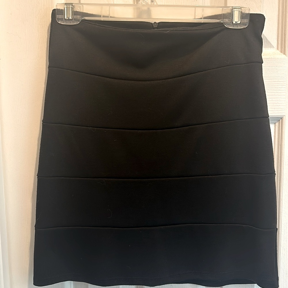 Short black skirt